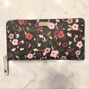Kate Spade floral wallet